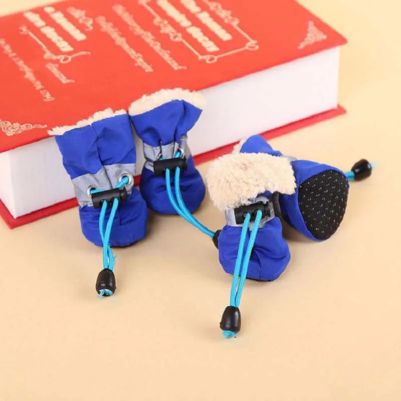 Petites bottes chaudes et imperméables pour pattes de chiots et chats – Lot de 4
