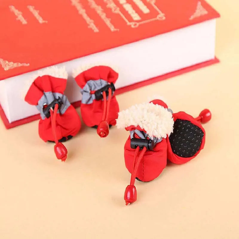 Petites bottes chaudes et imperméables pour pattes de chiots et chats – Lot de 4