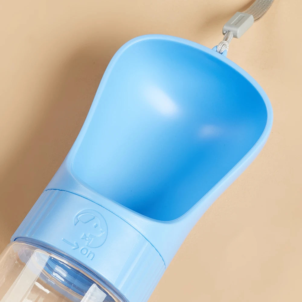 Gourde pour animaux de compagnie – Ouverture Twist, légère et idéale pour l’extérieur